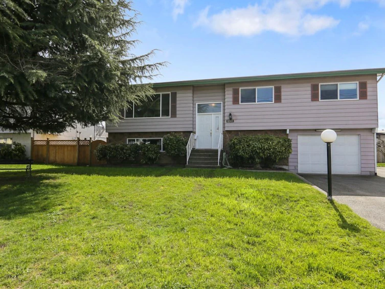 46412 Chilliwack Central Road, Chilliwack, BC, V2P 1J9