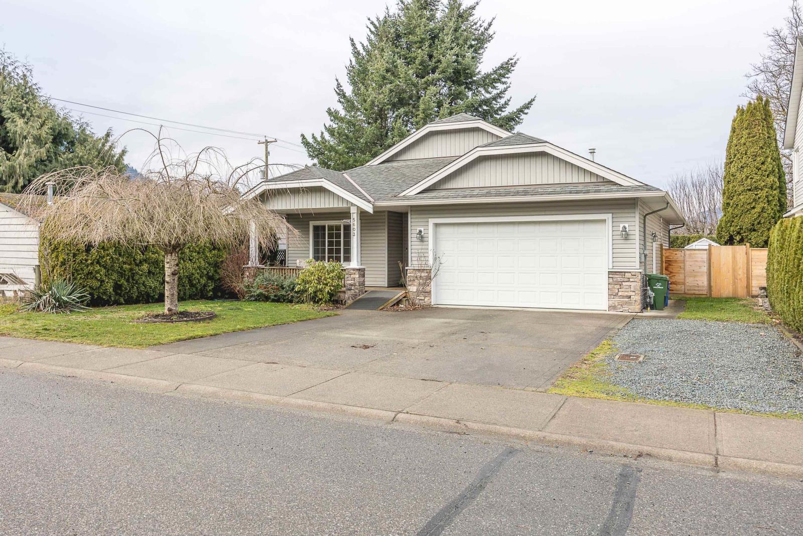 5603 Janis Street, Chilliwack, BC, V2R 3K3