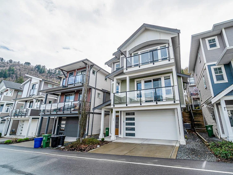 49-47042 Macfarlane Place, Chilliwack, BC, V2R 0P3