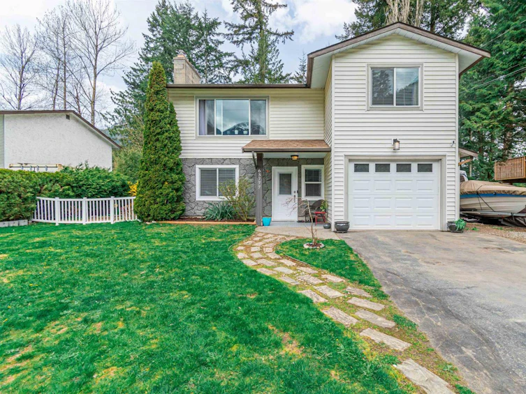 63777 Beech Avenue, Hope, BC, V0X 1L2