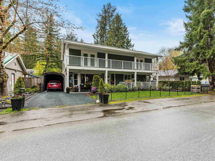 627 Mountain View Road, Cultus Lake, BC, V2R 4Z7