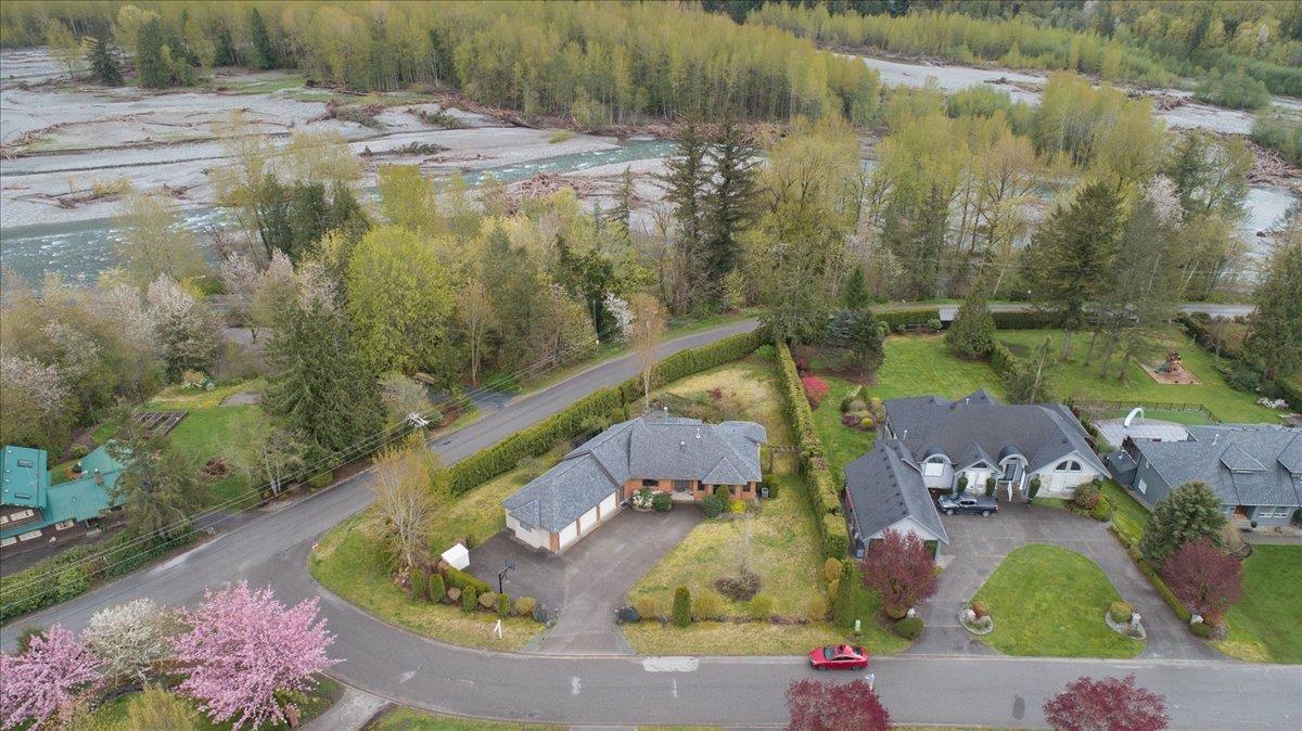 4320 Estate Drive, Chilliwack, BC, V2R 3B4