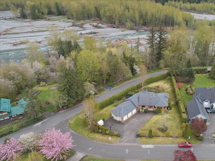 4320 Estate Drive, Chilliwack, BC, V2R 3B4