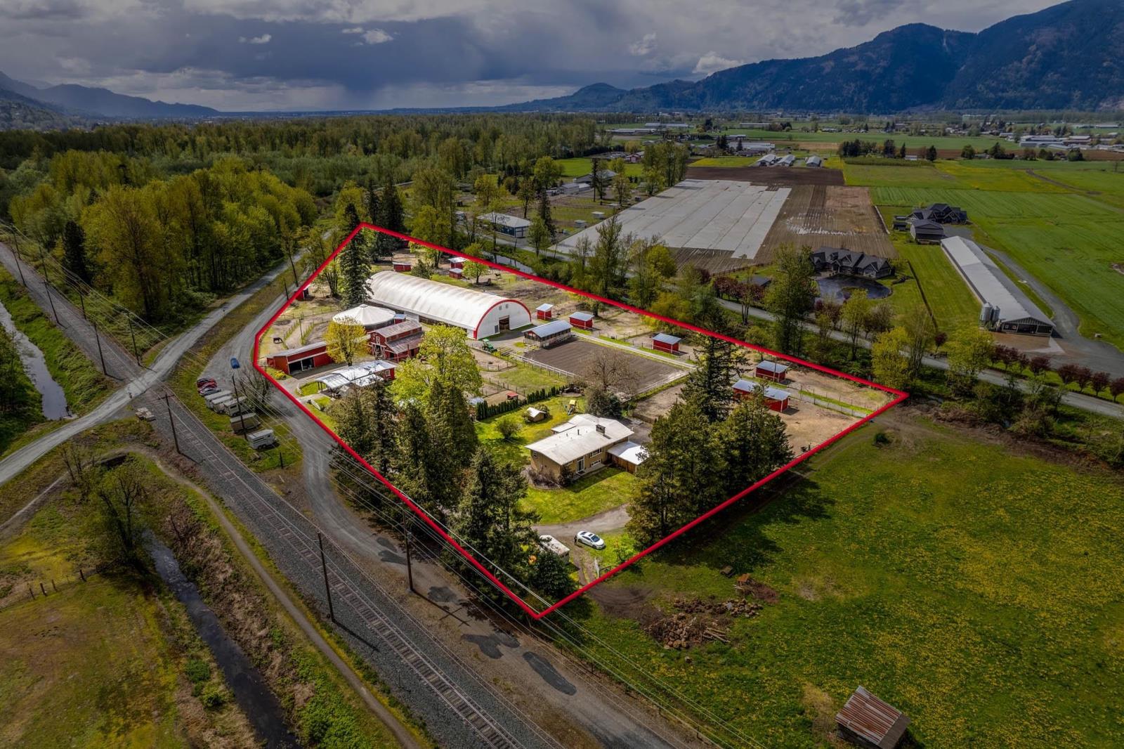 42977 Hopedale Road, Chilliwack, BC, V2R 4P9