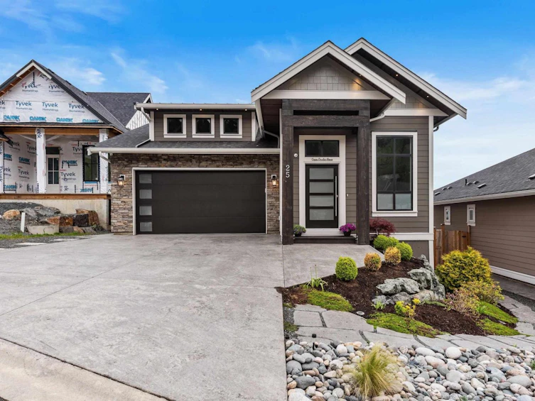 25-8295 Nixon Road, Chilliwack, BC, V4Z 0C8