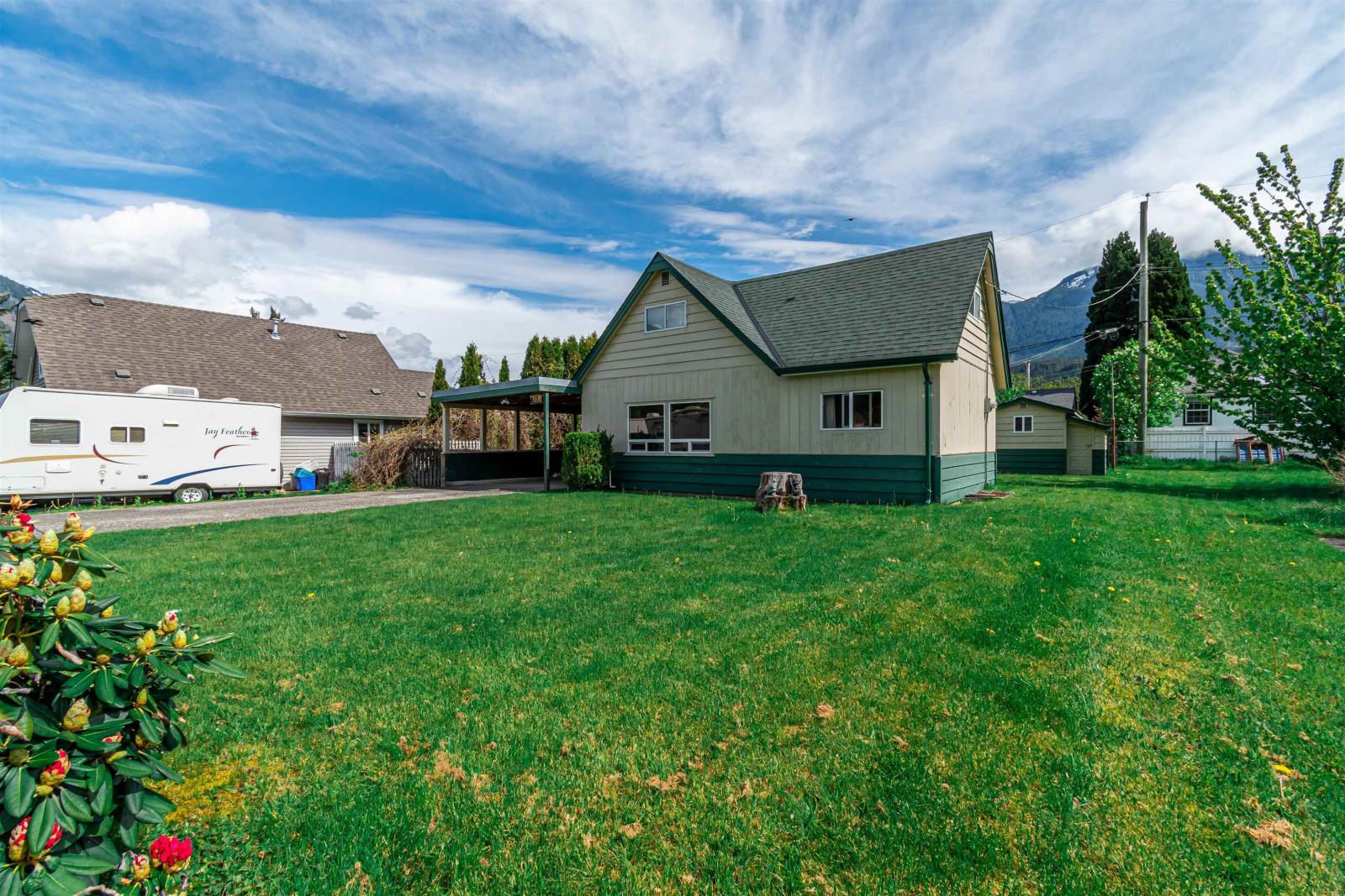 575 Hemlock Avenue, Hope, BC, V0X 1L0