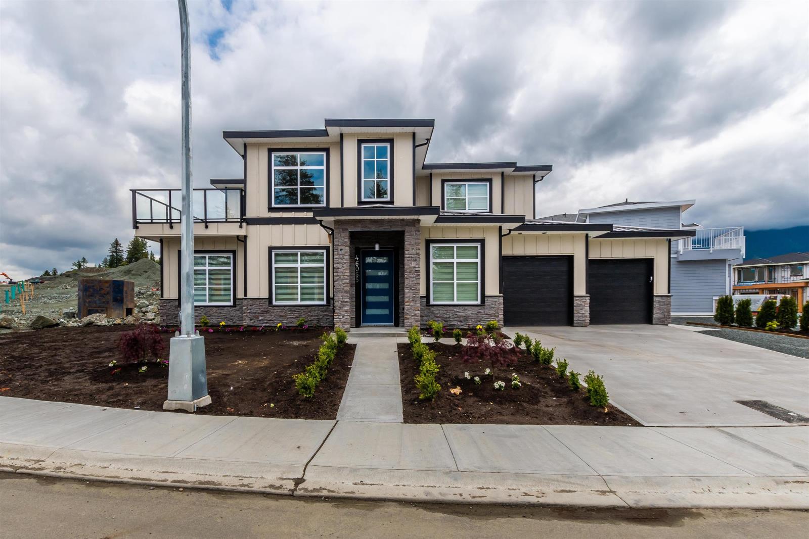 46065 Crestview Drive, Coldstream, BC, V2R 6G4