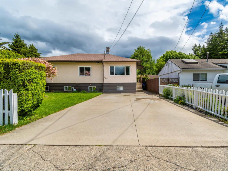 469 5th Avenue, Hope, BC, V0X 1L0