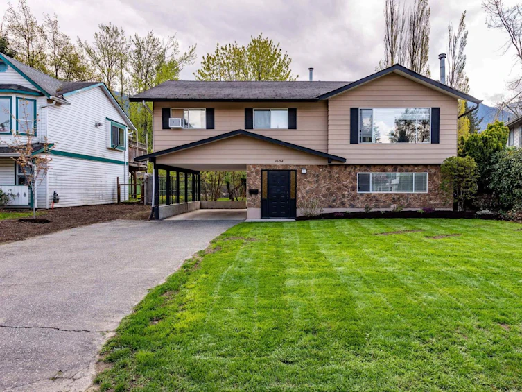 9634 Aberdeen Crescent, Chilliwack, BC, V0X 1X0