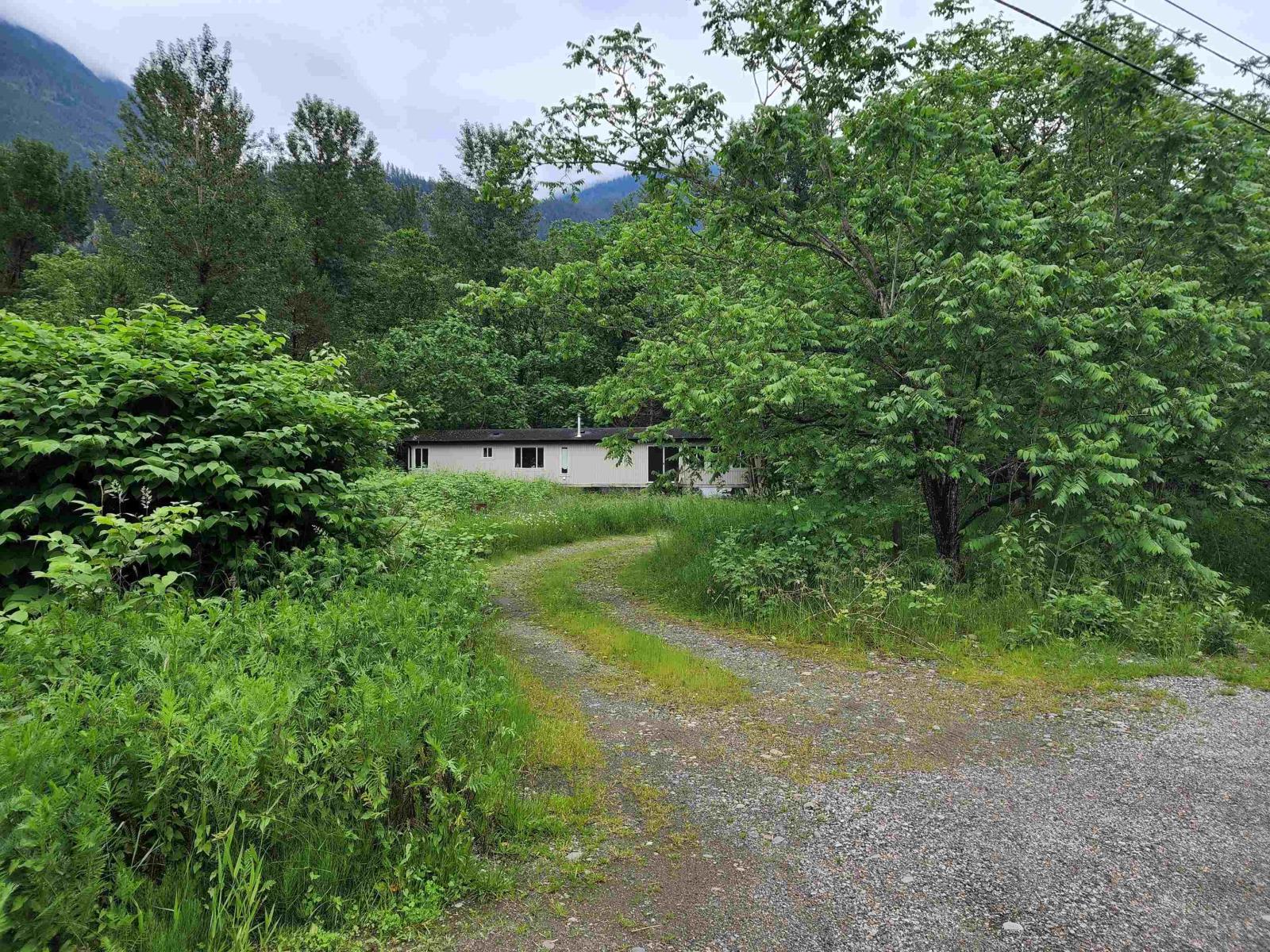 58550 Laidlaw Road, Hope, BC, V0X 1L2