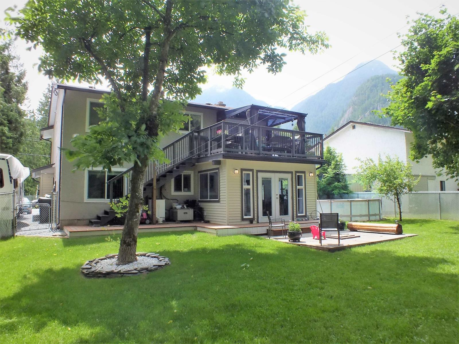 63777 Beech Avenue, Hope, BC, V0X 1L2