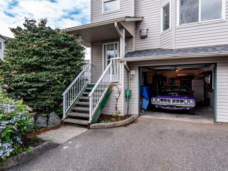 1 - 45090 Luckakuck Way, Chilliwack BC V2R 3Z5