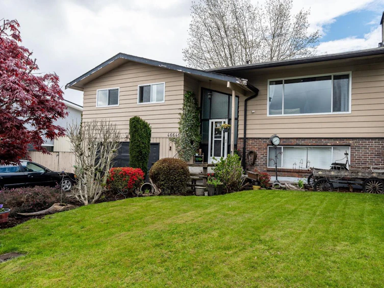46646 Montana Drive, Chilliwack, BC, V2P 6M2