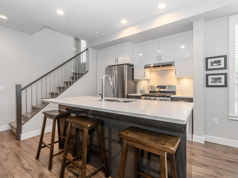 10 - 8466 Midtown Way, Chilliwack BC