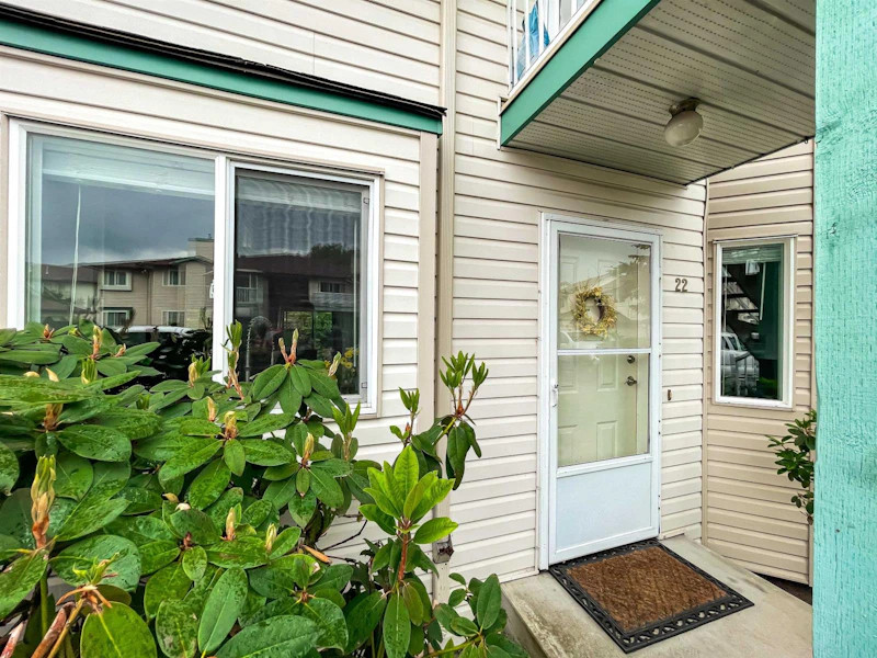 22 - 45640 Storey Avenue, Chilliwack BC V2R 3C5