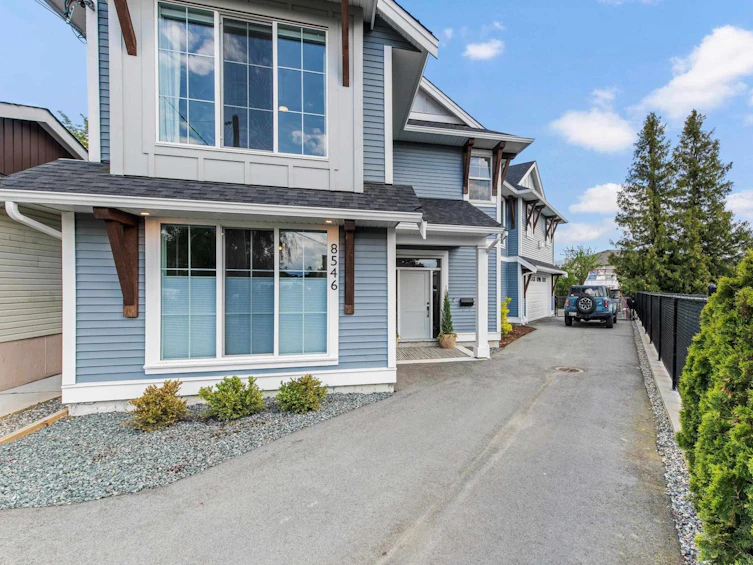 8546 Howard Crescent, Chilliwack, BC, V2P 5R6