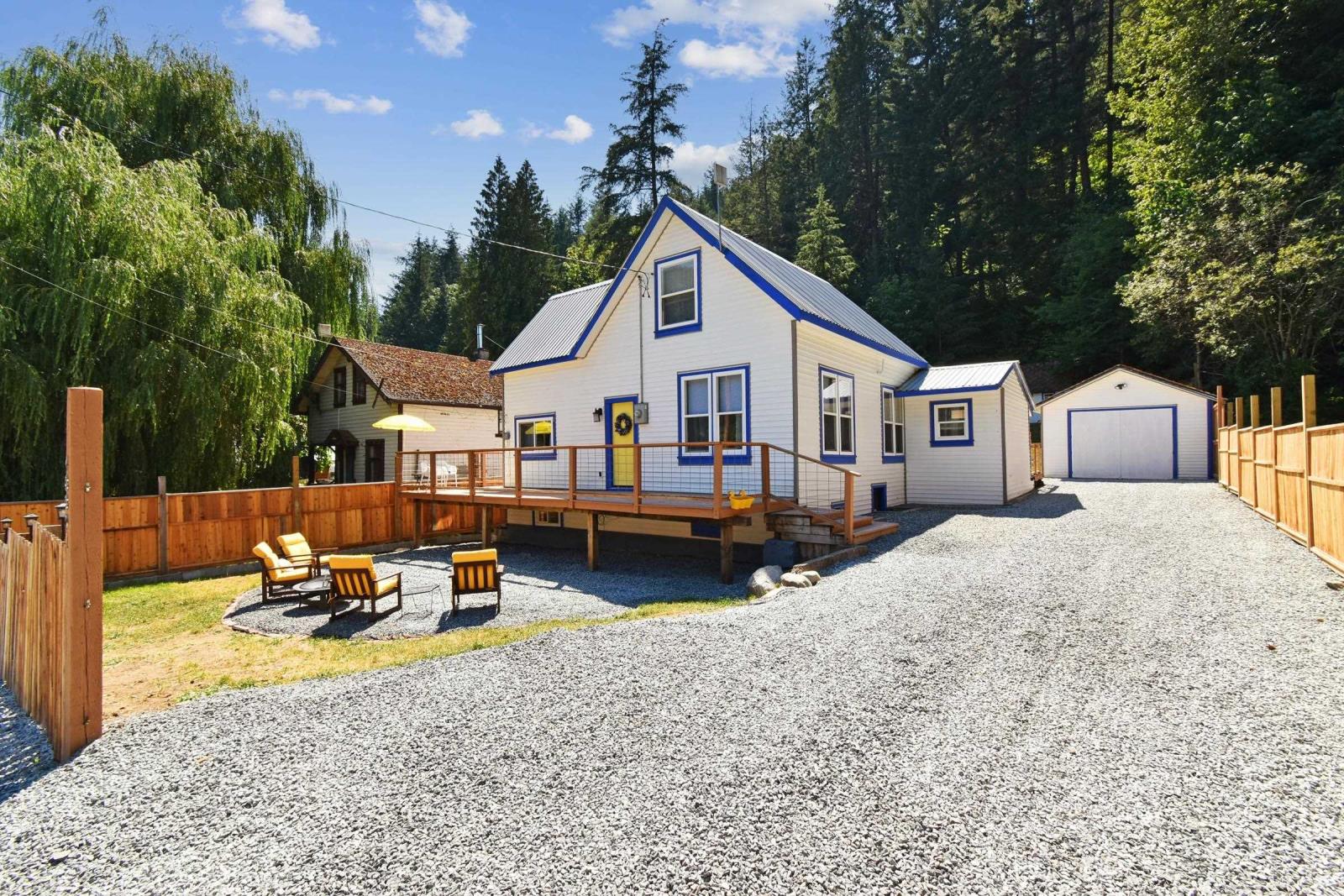 48801 NORTH North Bend Crescent, Hope, BC, V0K 1C1