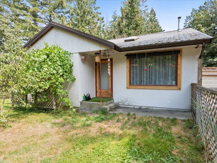 3952 Leavens Road, Cultus Lake, BC, V2R 5A4
