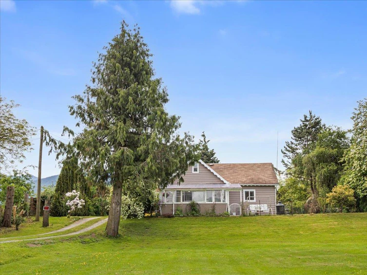 42790 Adams Road, Chilliwack, BC, V2R 4K9