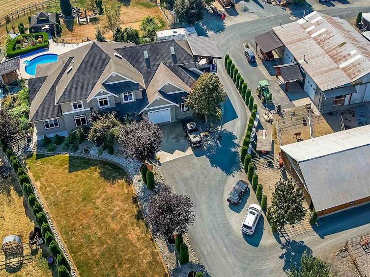 43026 SOUTH South Sumas Road, Chilliwack, BC, V2R 4L7