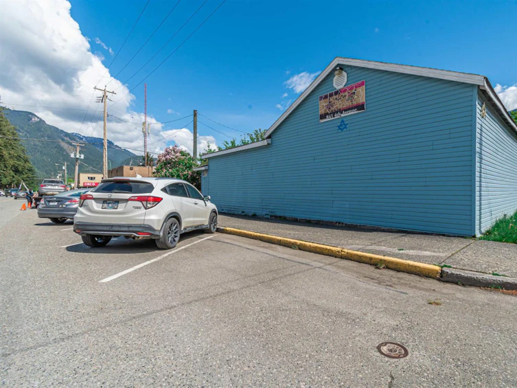 841 4th Avenue, Hope, BC, V0X 1L0