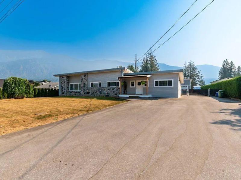 51670 Yale Road, Chilliwack BC V0X 1X1