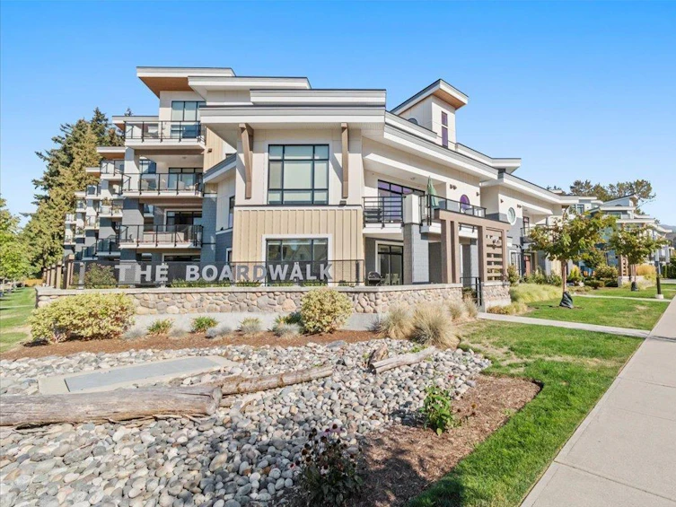 102-5384 Tyee Lane, Chilliwack, BC, V2R 6C8