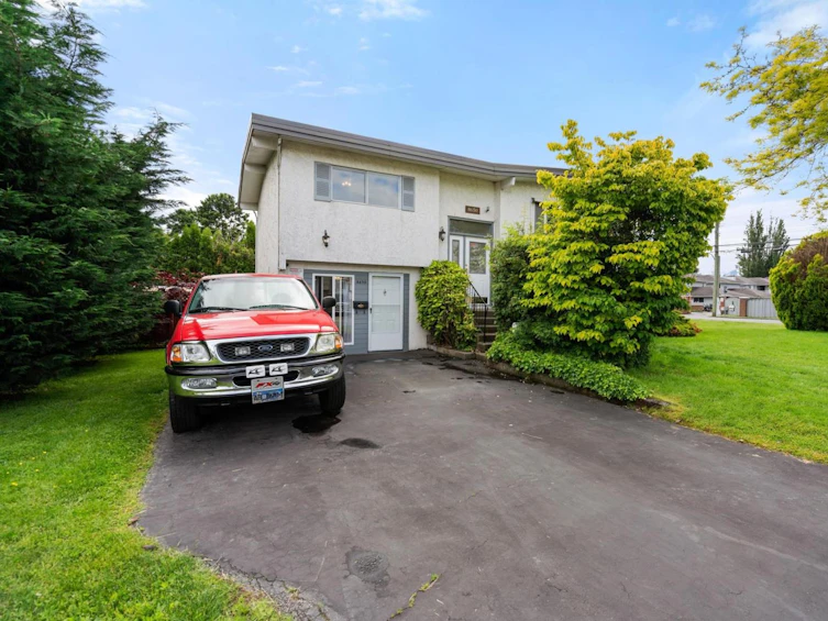 8650 Baker Drive, Chilliwack, BC, V2P 7A4