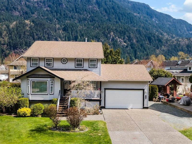 310 Clover Place, Harrison Hot Springs BC V0M 0A5