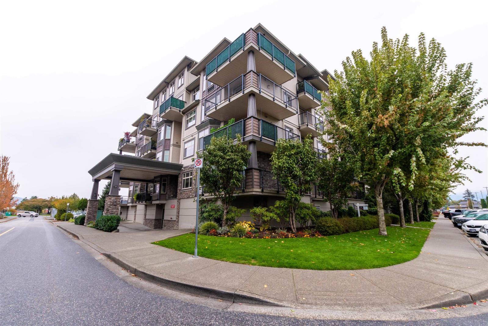 100-9060 Birch Street, Chilliwack, BC, V2P 4N4