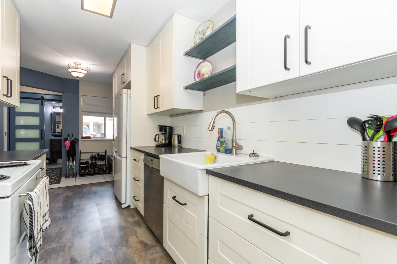 8-5536 Vedder Road, Chilliwack, BC, V2R 3X5