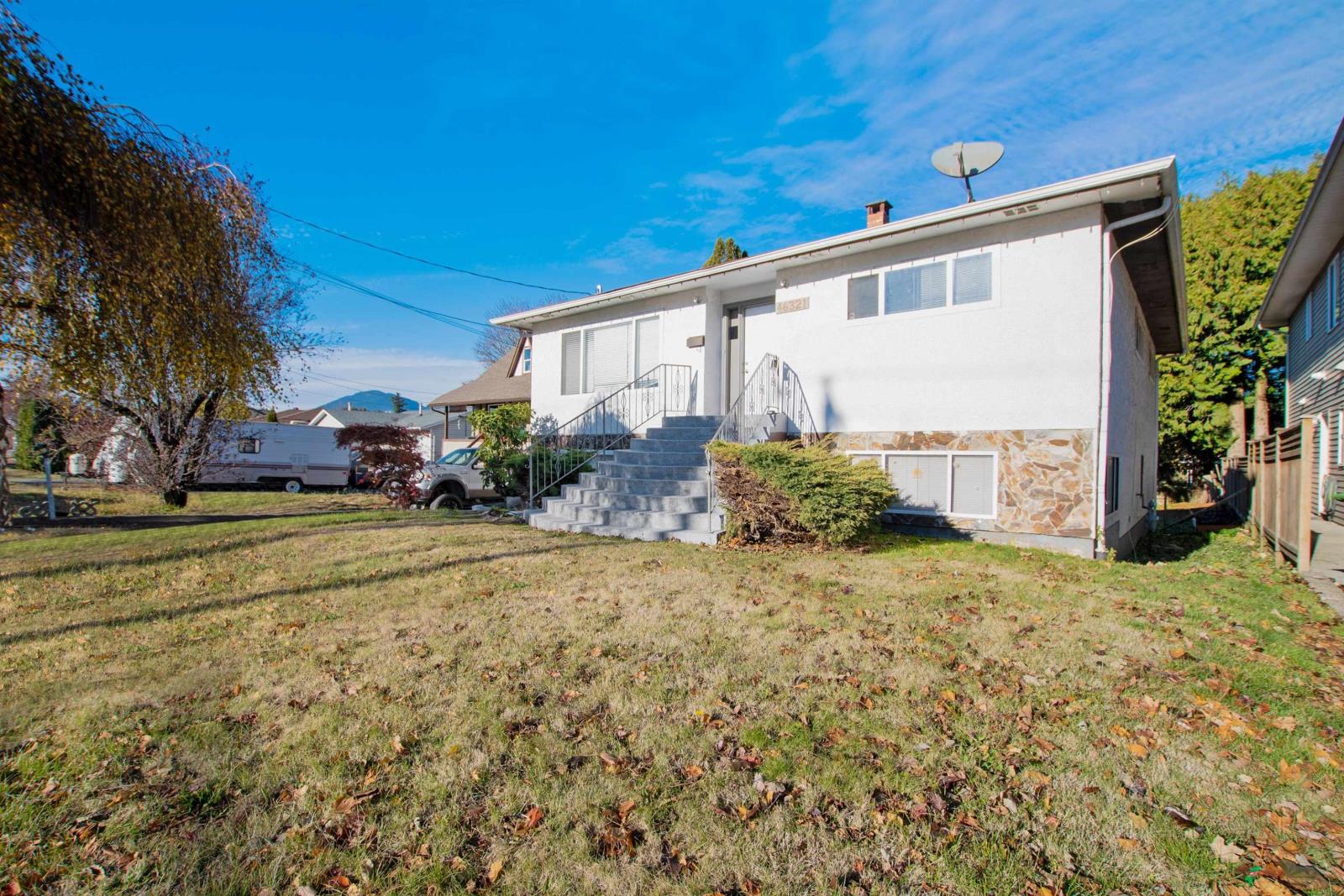 46321 Chilliwack Central Road, Chilliwack, BC, V2P 1J7