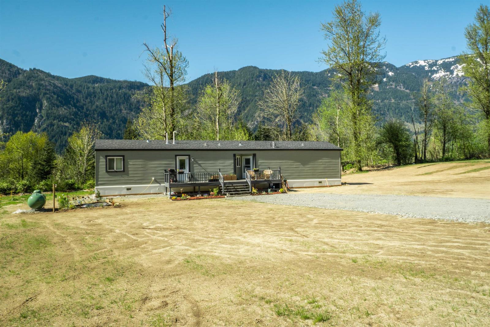 59945 Hunter Creek Road, Hope, BC, V0X 1L2