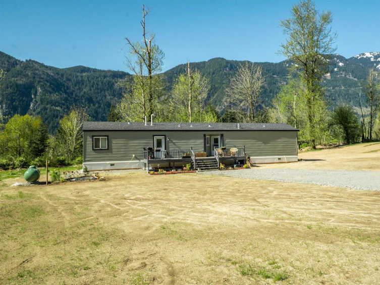 59945 Hunter Creek Road, Hope, BC, V0X 1L2