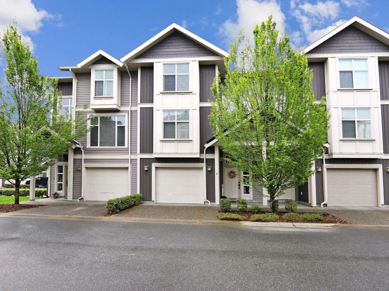 6 - 9270 Broadway Street, Chilliwack BC V2P 0E5