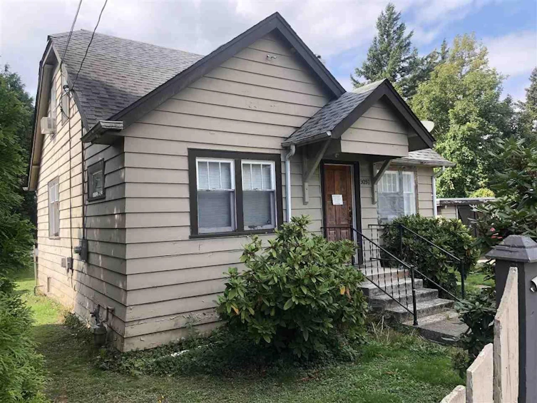 9097 Broadway Street, Chilliwack, BC, V2P 5W2