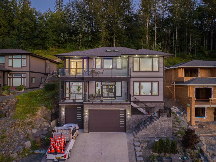 230-51075 Falls Court, Chilliwack, BC, V4Z 1K7