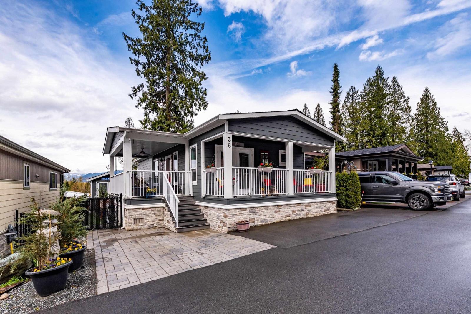 38-53480 Bridal Falls Road, Rosedale, BC, V0X 1X1