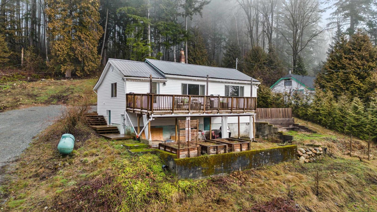 2375 Lougheed Highway, Port Coquitlam, BC, V0M 1A1