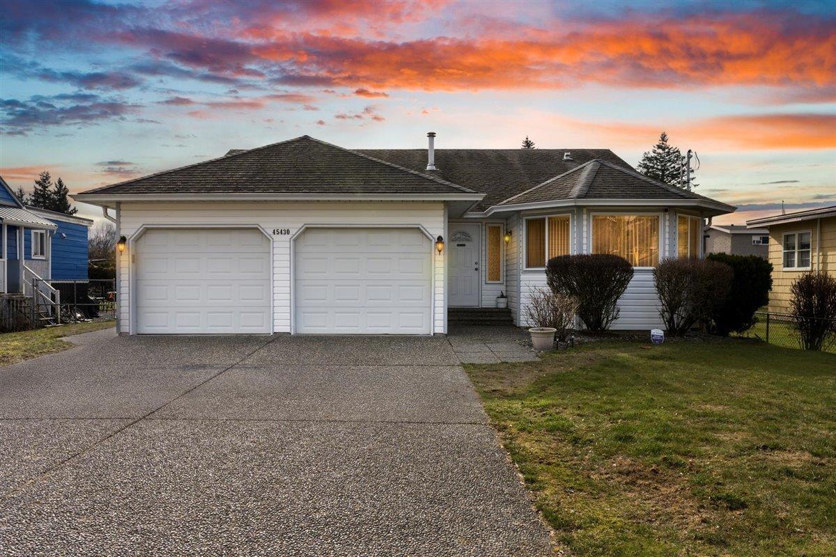 45430 Bernard Avenue, Chilliwack, BC, V2P 1H4