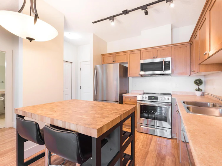 403-9000 Birch Street, Chilliwack, BC, V2P 8G2