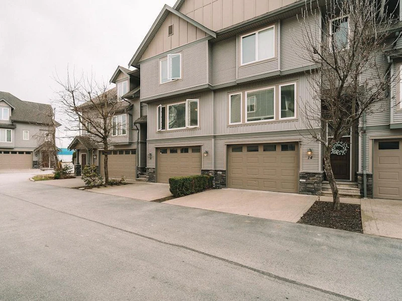 15 - 46083 Airport Road, Chilliwack BC V2P 1A4