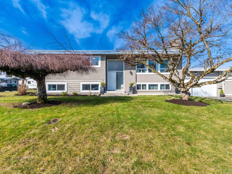10137 Killarney Drive, Chilliwack BC V2P 5R1