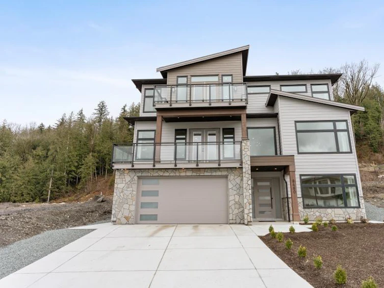 8480 Lily Place, Chilliwack, BC, V4Z 0E5