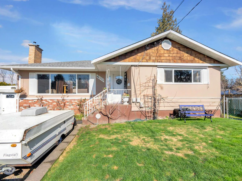 46279 Brooks Avenue, Chilliwack BC V2P 1C2