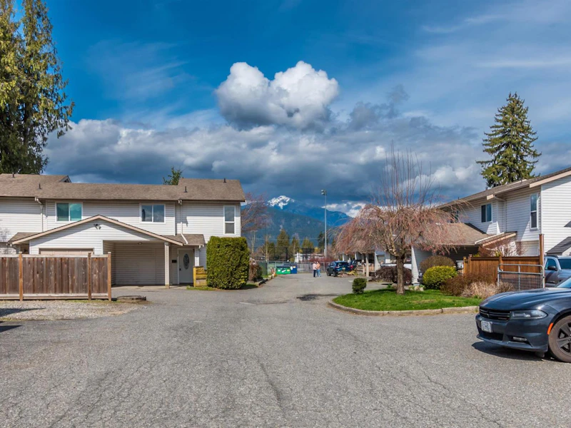 2 - 46401 Yale Road, Chilliwack BC V2P 2P8