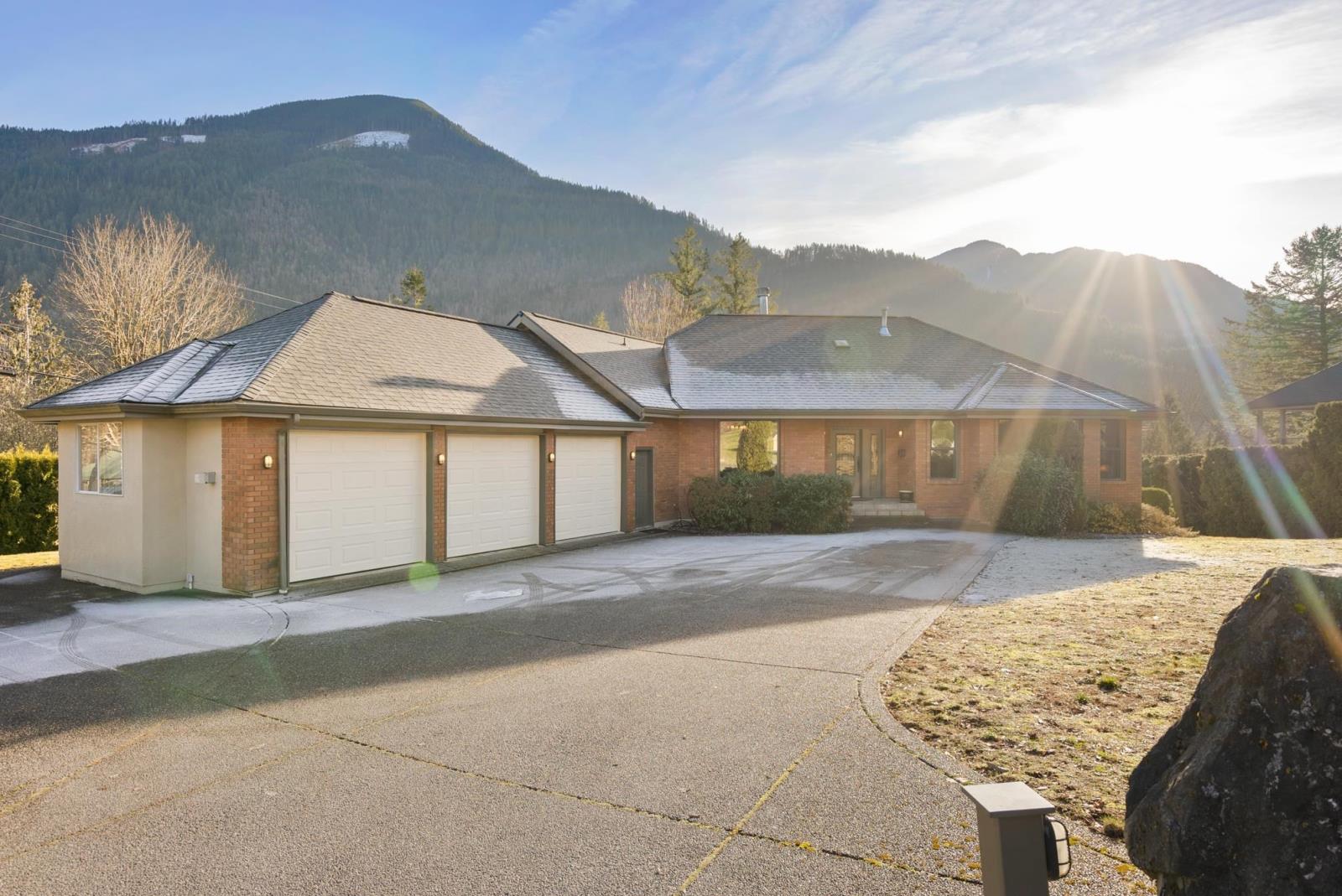 4320 Estate Drive, Chilliwack, BC, V2R 3B4