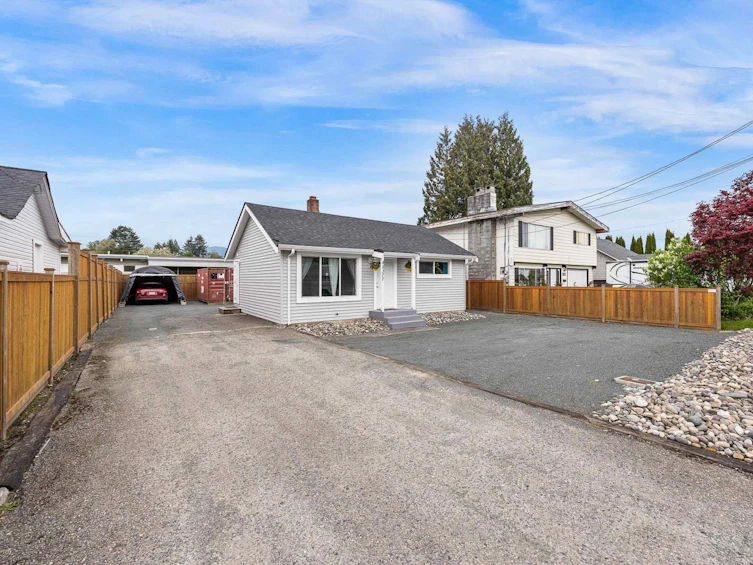 45377 Wellington Avenue, Chilliwack, BC, V2P 2G2