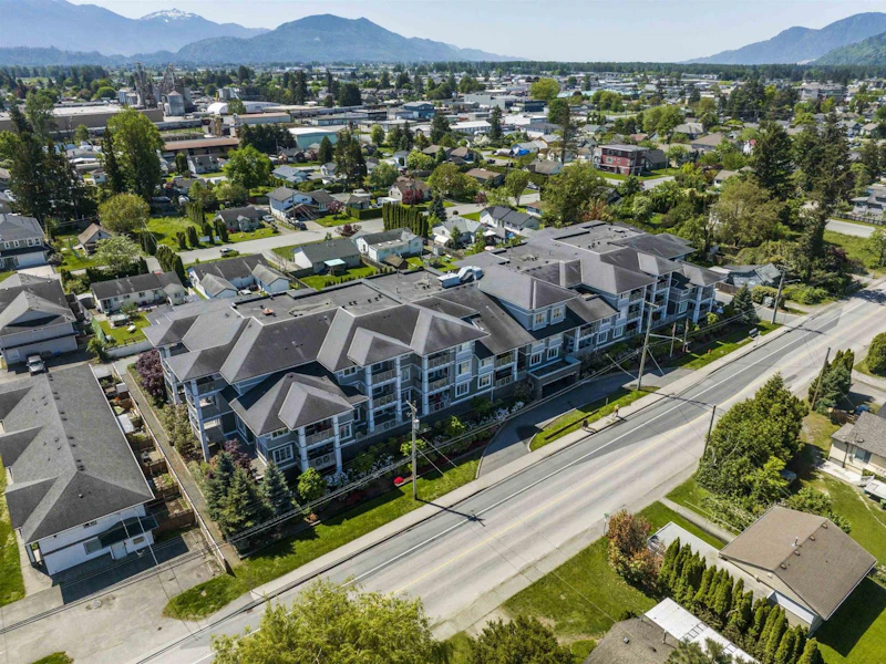 304 - 46262 First Avenue, Chilliwack BC V2P 0C3