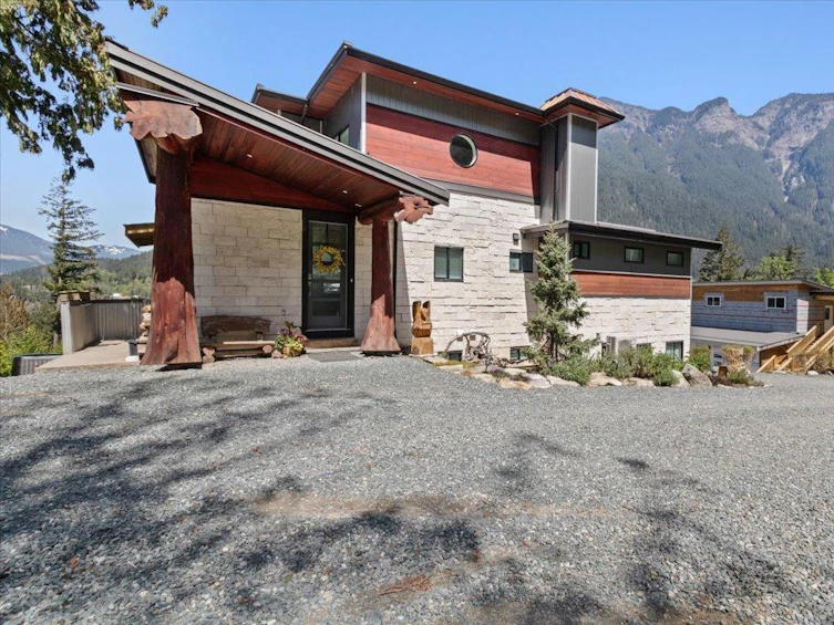 66418 Othello Road, Hope, BC, V0X 1L1